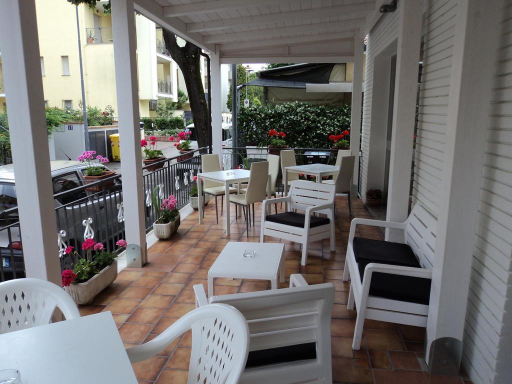 Hotel Villa Donati Viserbella di Rimini Exterior photo